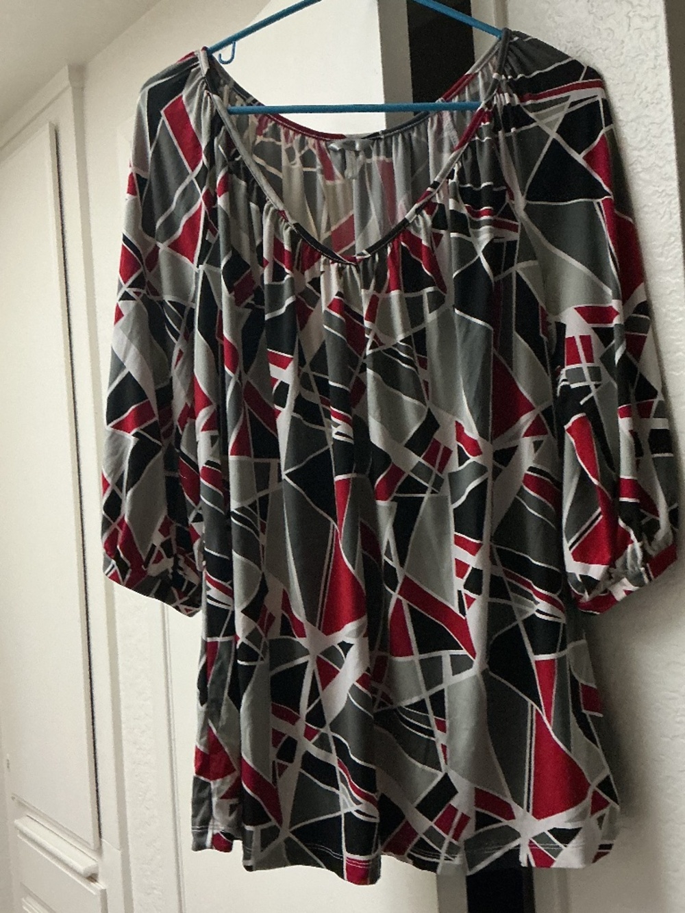 Vintage Y2K long blouse. size large excellent condition multi colored Metro